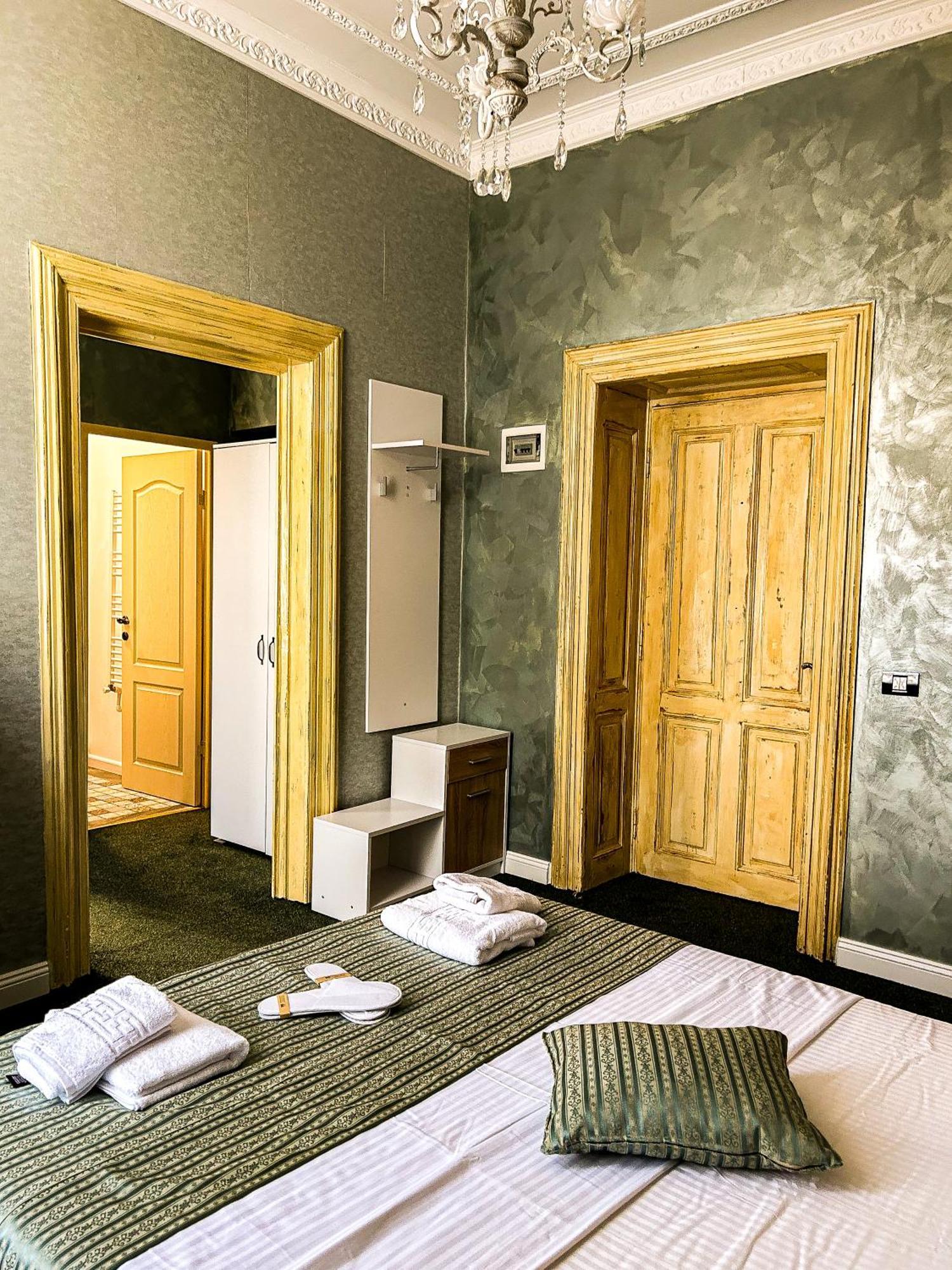 Hotel Boutique Casa Vermont Bucureşti Ngoại thất bức ảnh