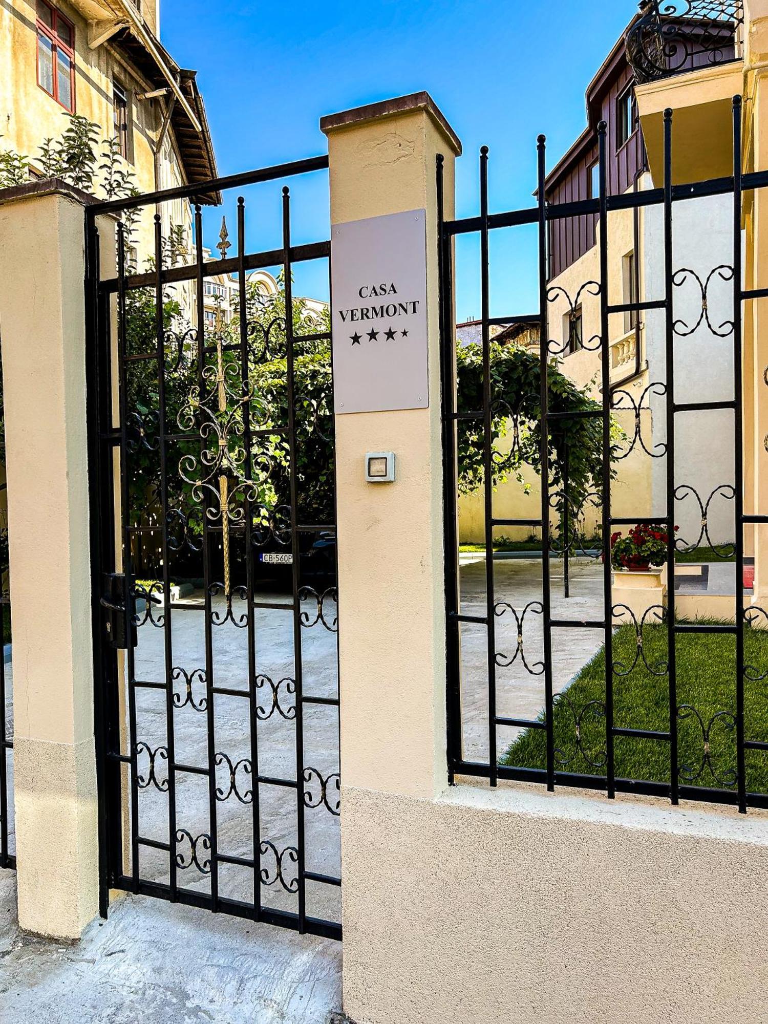 Hotel Boutique Casa Vermont Bucureşti Ngoại thất bức ảnh