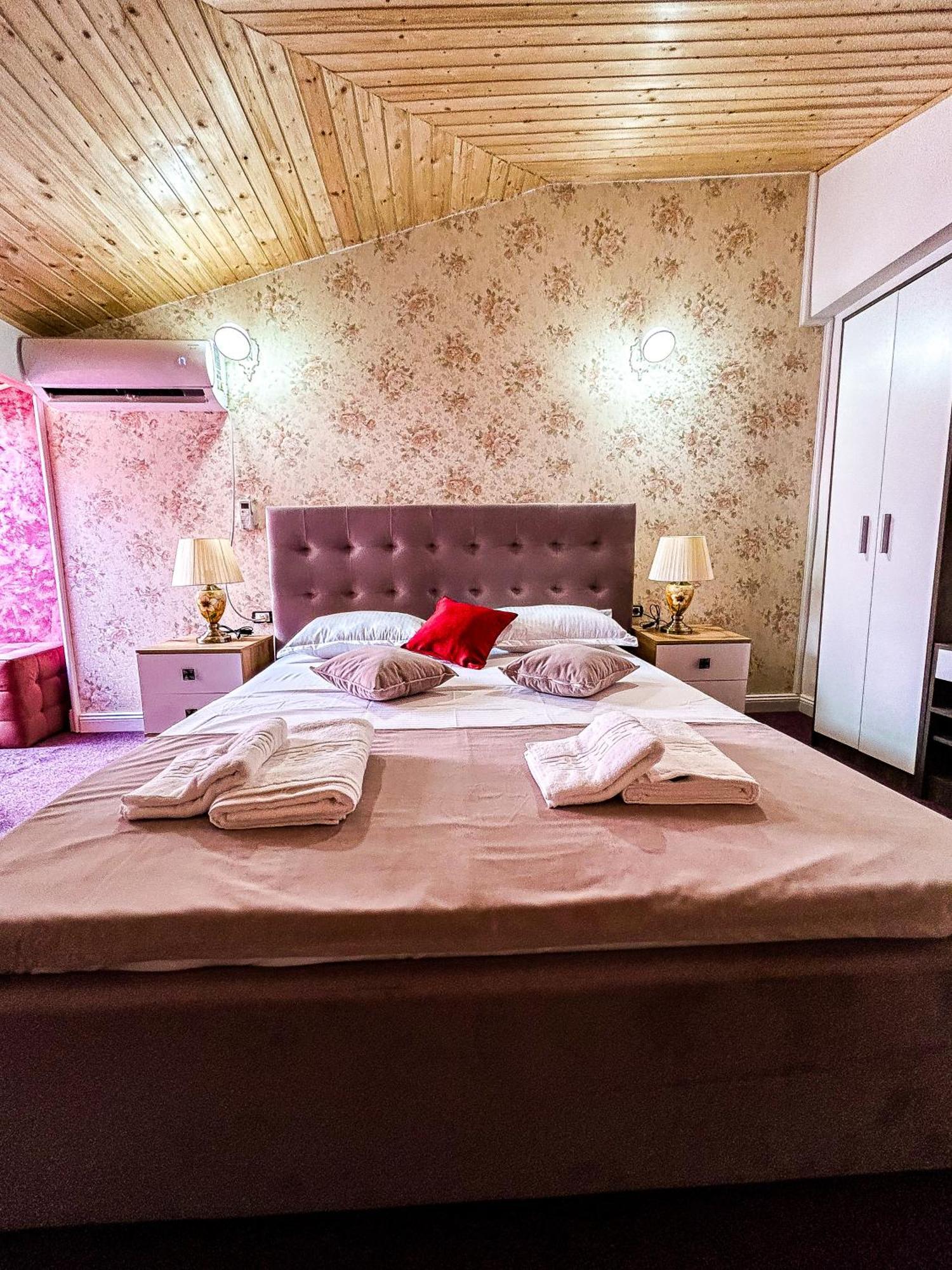 Hotel Boutique Casa Vermont Bucureşti Ngoại thất bức ảnh