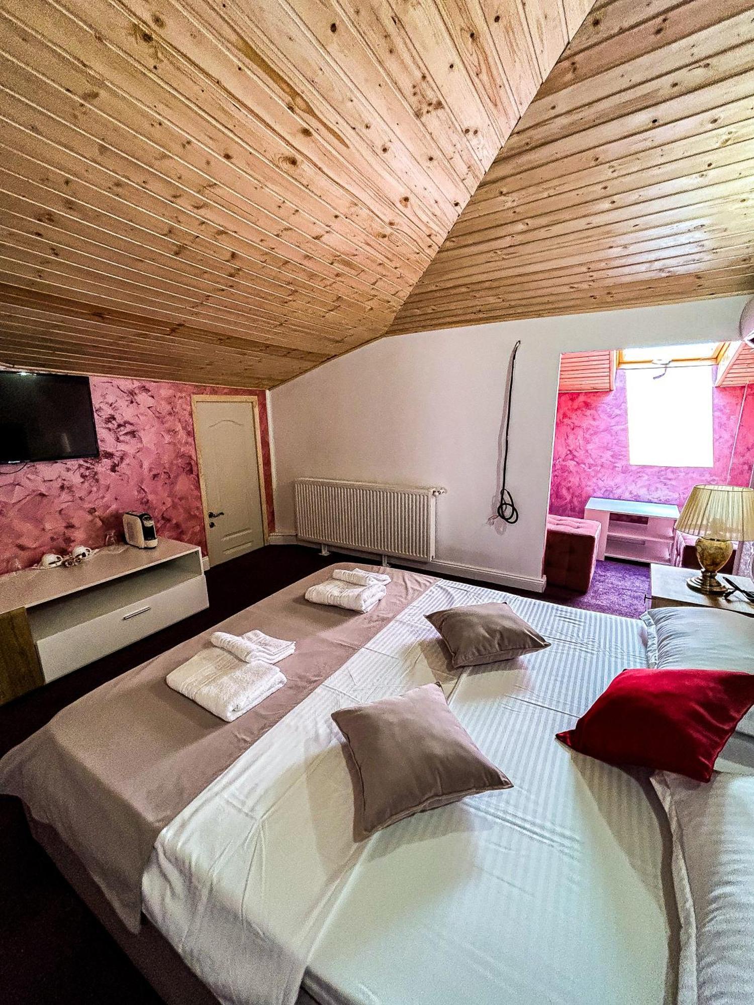 Hotel Boutique Casa Vermont Bucureşti Ngoại thất bức ảnh