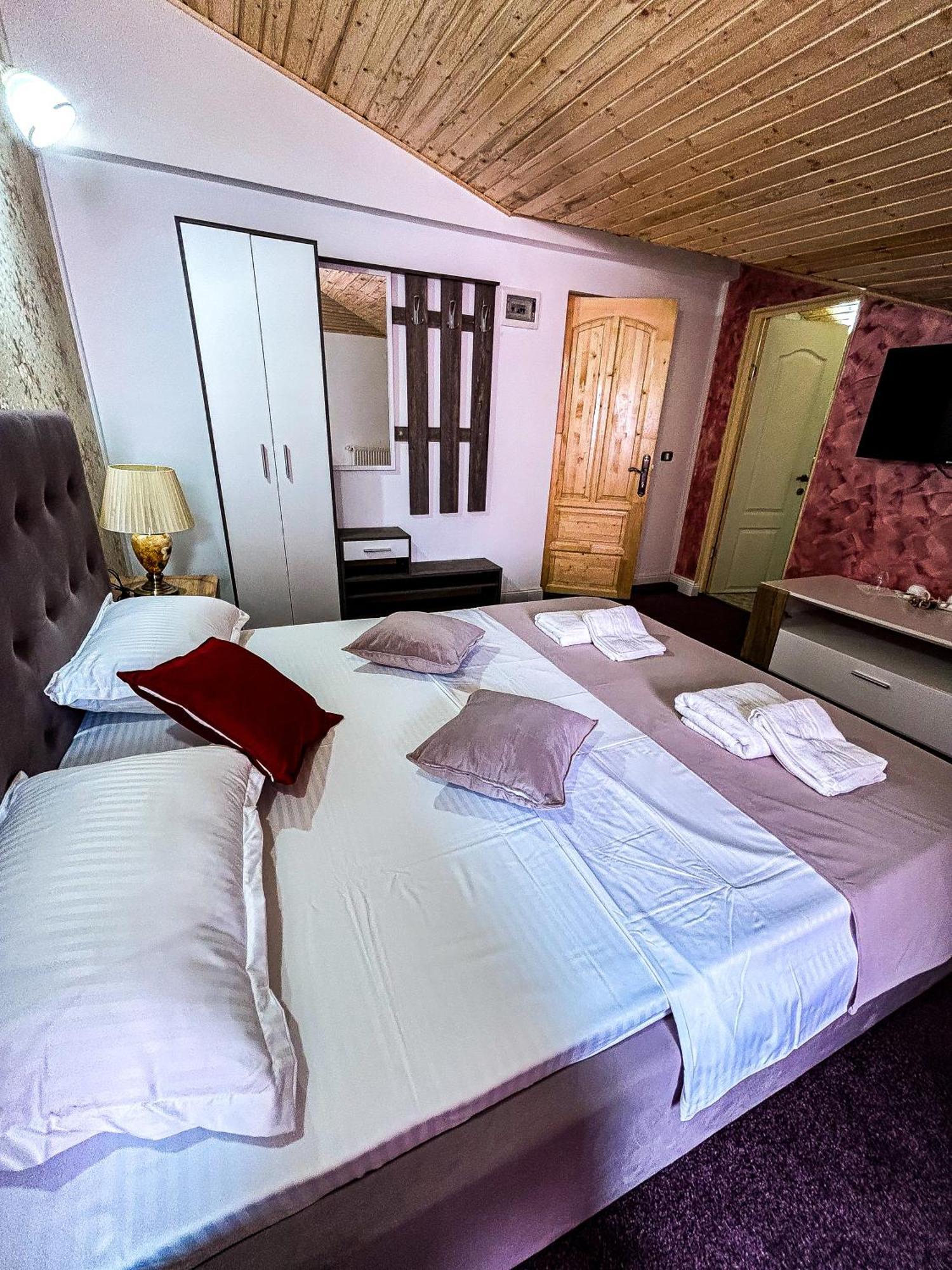 Hotel Boutique Casa Vermont Bucureşti Ngoại thất bức ảnh